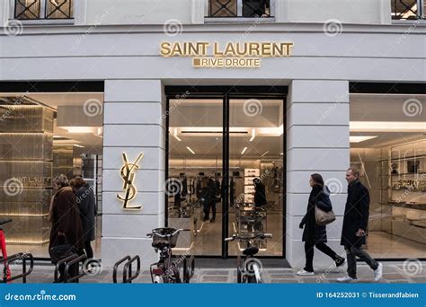 ysl flagship store paris|st laurent paris stores.